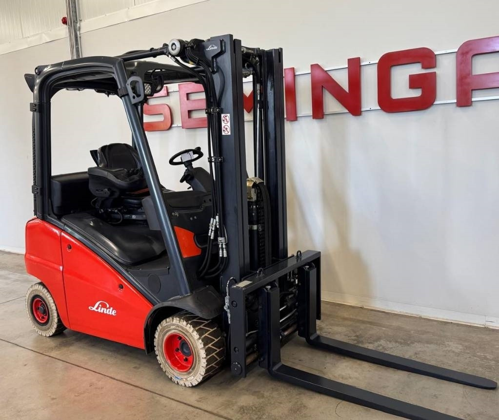 Linde 10876 - H20T-01 - LPG forklift: picture 1 Linde 10876 - H20T-01 - LPG forklift: picture 1