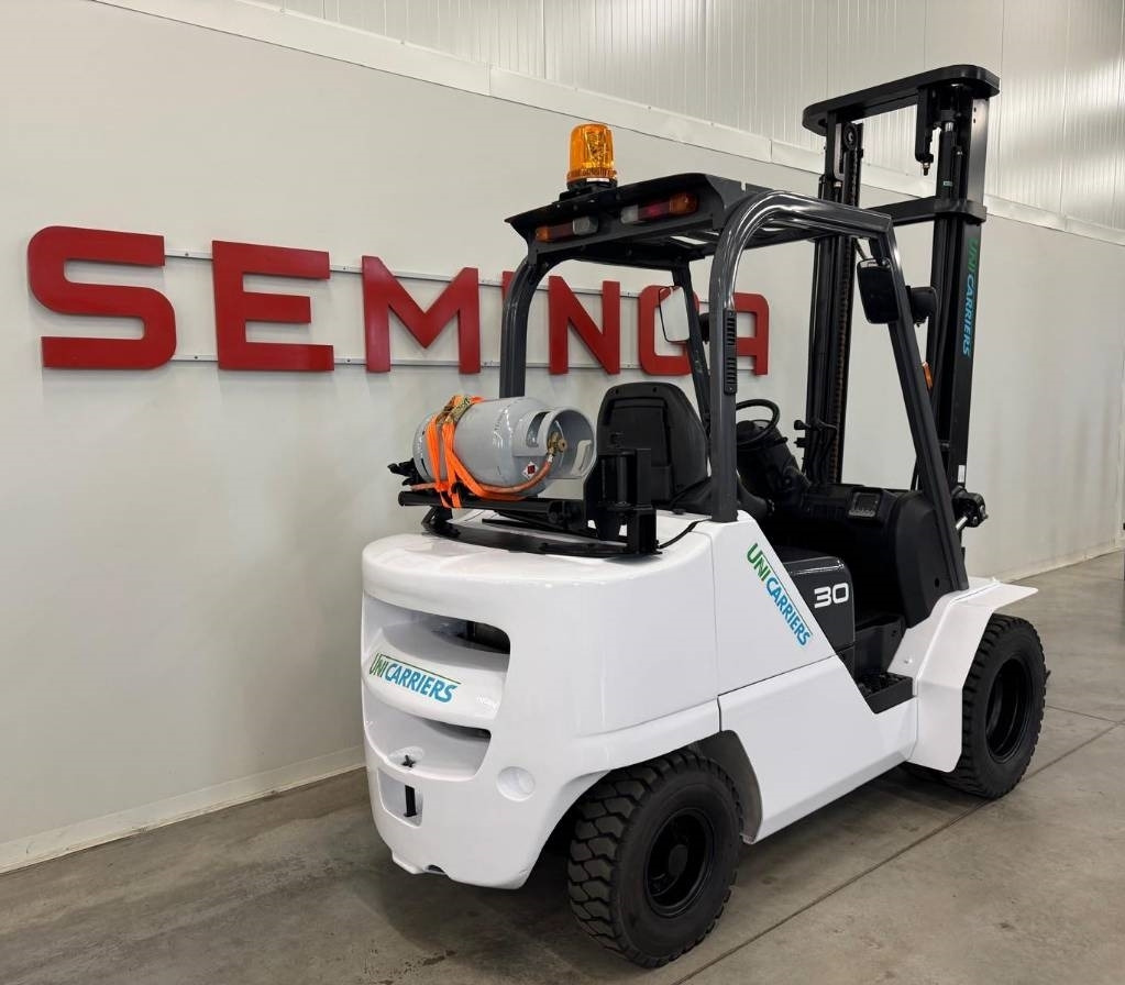 TCM 10694 - FHGE30T5 - LPG forklift: picture 3 TCM 10694 - FHGE30T5 - LPG forklift: picture 3