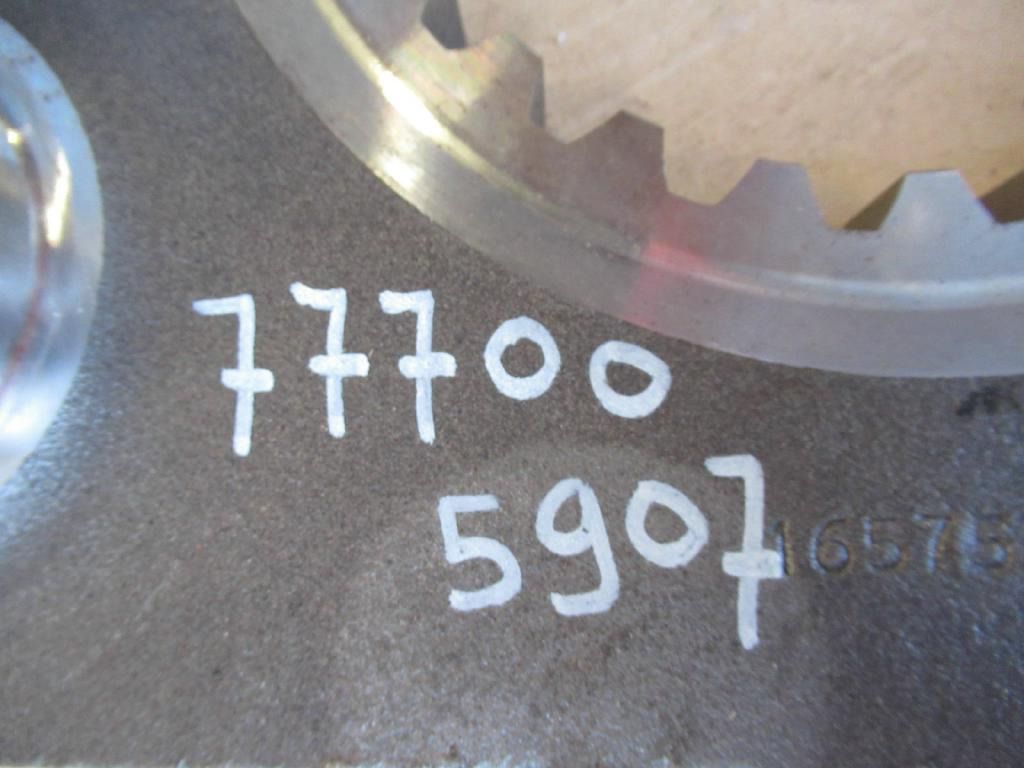 New Final drive for Construction machinery Bomag 05901454: picture 6 New Final drive for Construction machinery Bomag 05901454: picture 6