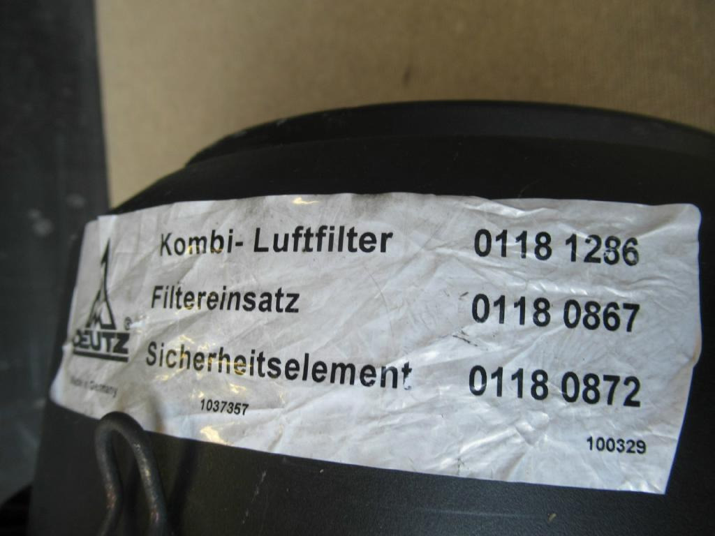 Deutz - Air filter for Construction machinery: picture 4 Deutz - Air filter for Construction machinery: picture 4