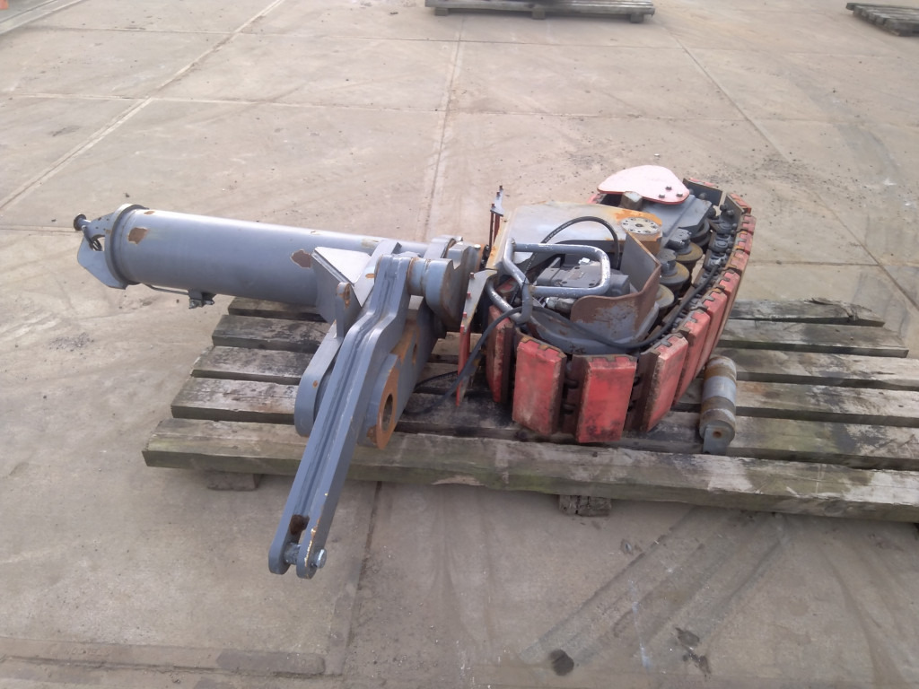 Dynapac PL1000F - - Undercarriage parts for Construction machinery: picture 3 Dynapac PL1000F - - Undercarriage parts for Construction machinery: picture 3