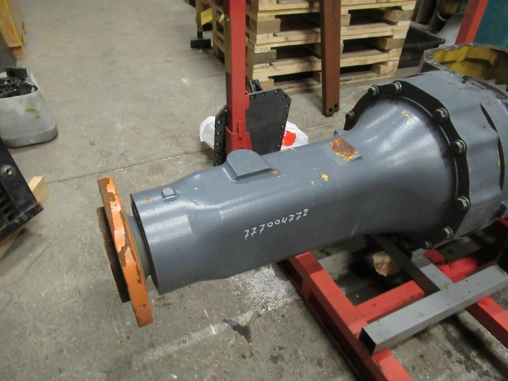 Hitachi 63F-30 - 163F3-00021 - Rear axle for Construction machinery: picture 5 Hitachi 63F-30 - 163F3-00021 - Rear axle for Construction machinery: picture 5