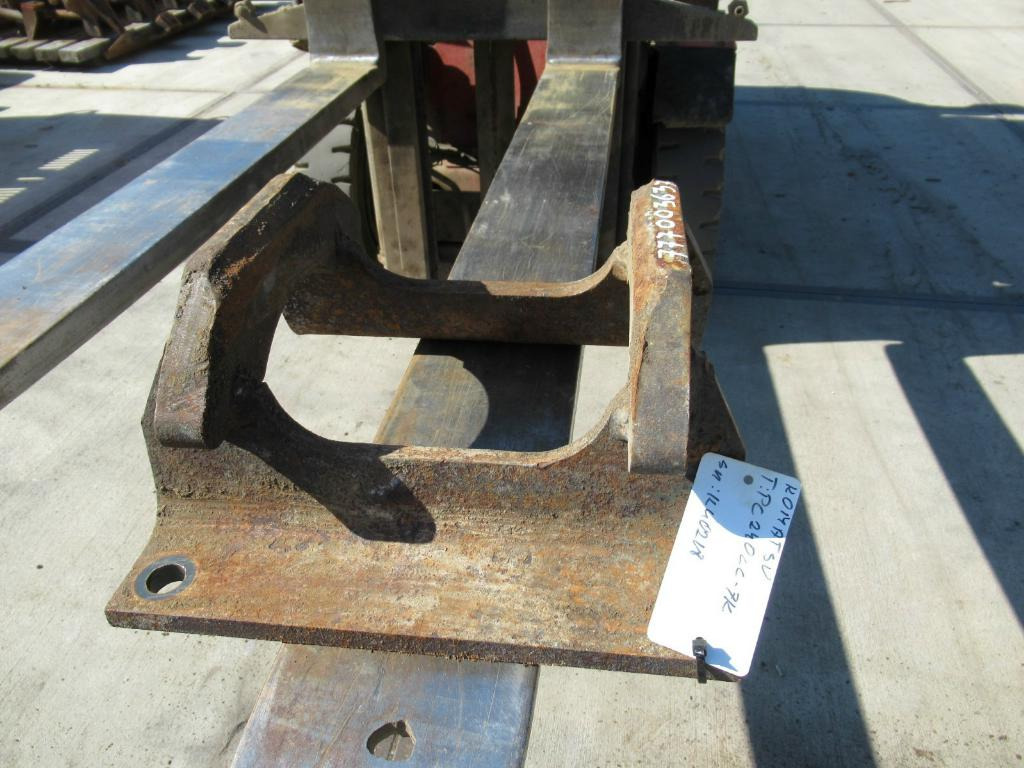Komatsu 20Y-30-31 - Track for Crawler excavator: picture 1 Komatsu 20Y-30-31 - Track for Crawler excavator: picture 1