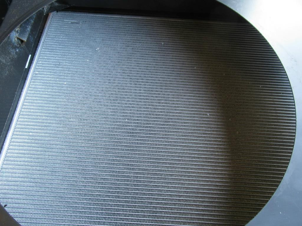 New Holland YN05P00034S001 - 87339771 - Radiator for Construction machinery: picture 5 New Holland YN05P00034S001 - 87339771 - Radiator for Construction machinery: picture 5