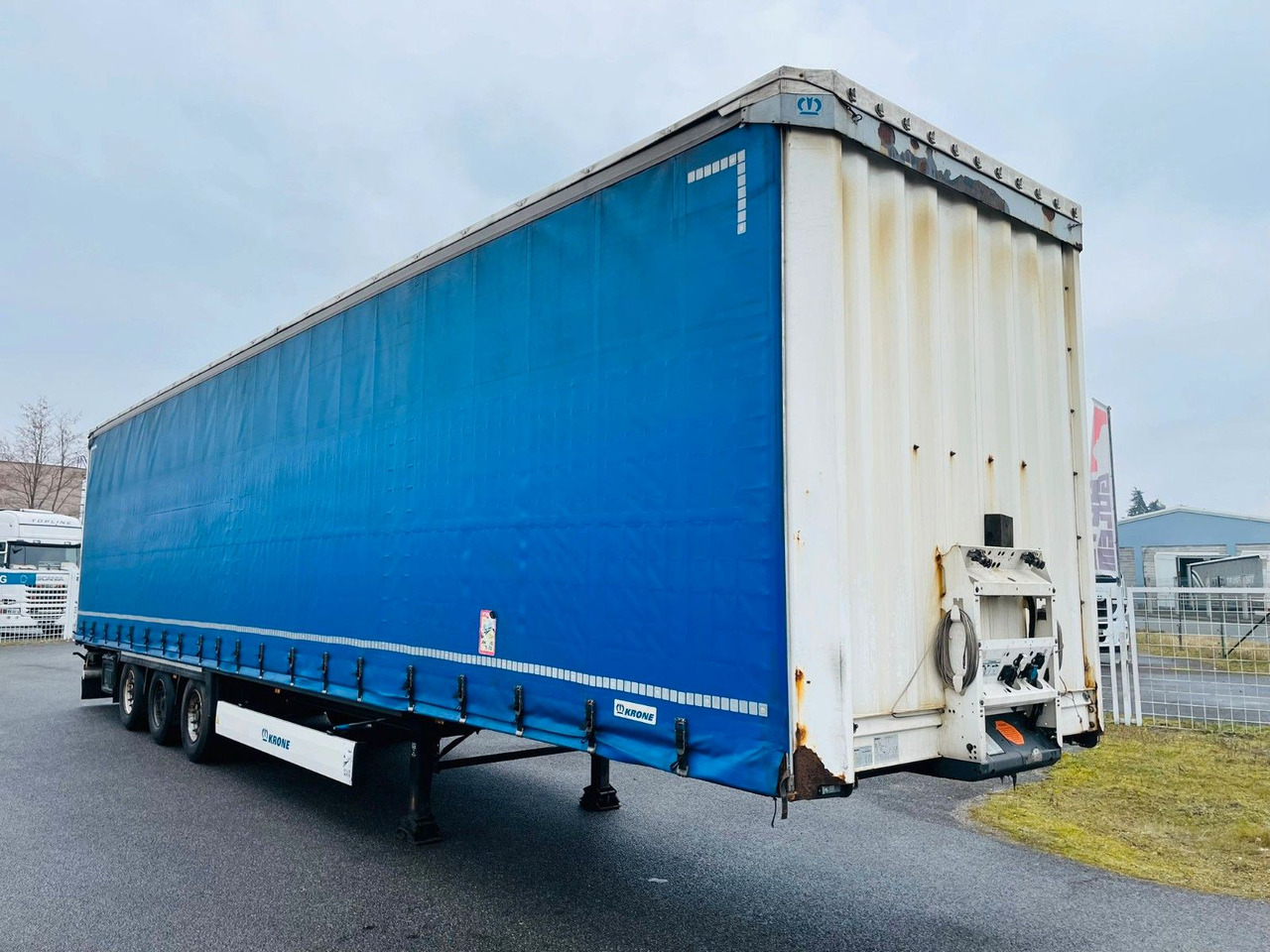 Krone SD MEGA LINER - Curtainsider semi-trailer: picture 3 Krone SD MEGA LINER - Curtainsider semi-trailer: picture 3