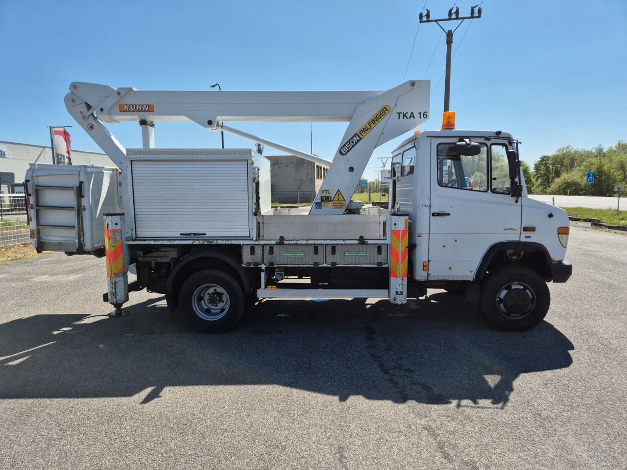 Mercedes-Benz Vario 816 work platform - Truck with aerial platform: picture 3 Mercedes-Benz Vario 816 work platform - Truck with aerial platform: picture 3