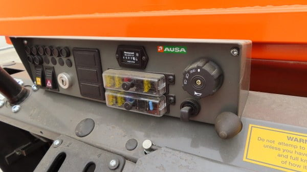 Asphalt machine Ausa D150RM: picture 9