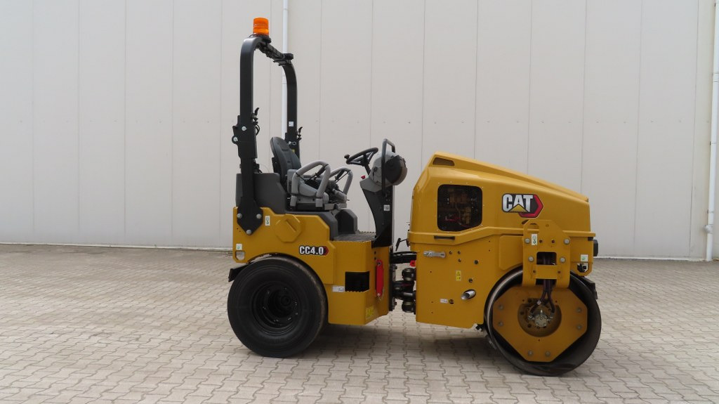 Caterpillar CC4.0 - Combination roller: picture 1 Caterpillar CC4.0 - Combination roller: picture 1
