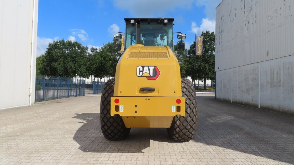 Caterpillar CS13 - Compactor: picture 3 Caterpillar CS13 - Compactor: picture 3