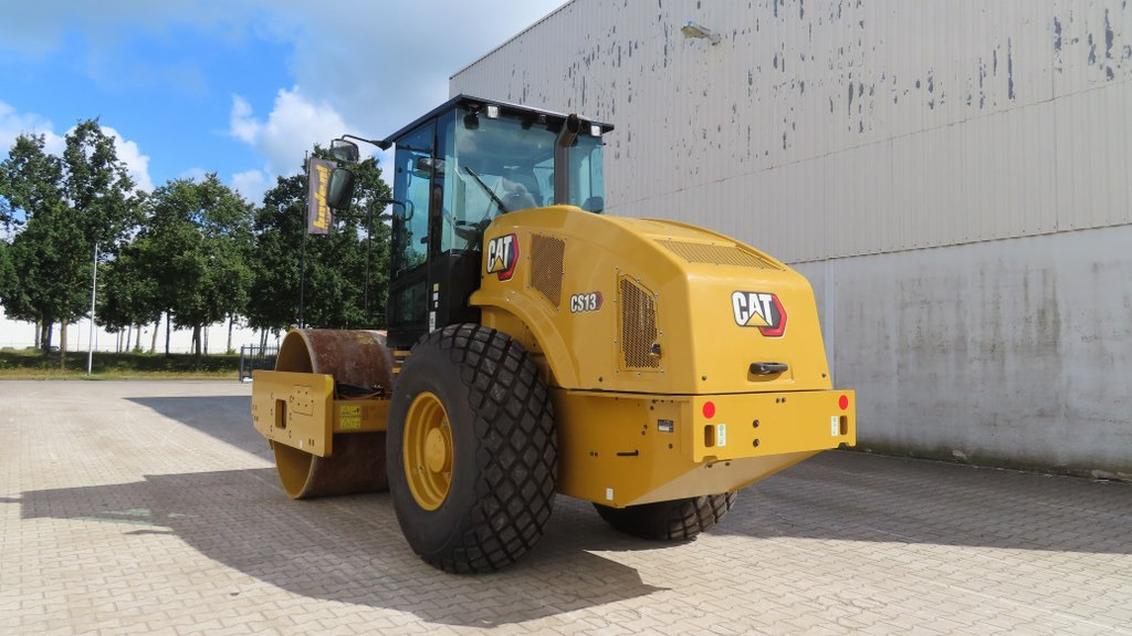 Caterpillar CS13 - Compactor: picture 4 Caterpillar CS13 - Compactor: picture 4