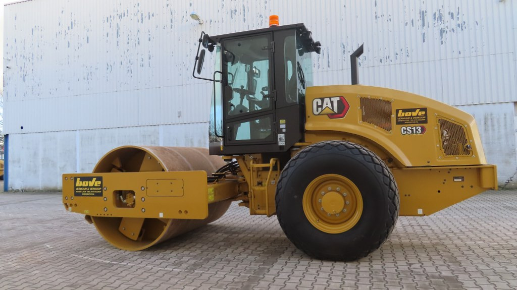 Caterpillar CS66B - Compactor: picture 5 Caterpillar CS66B - Compactor: picture 5
