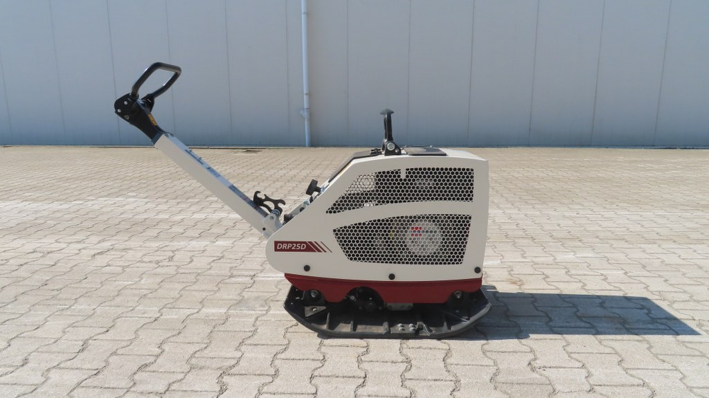 Dynapac DRP25D - Vibroplate: picture 1 Dynapac DRP25D - Vibroplate: picture 1