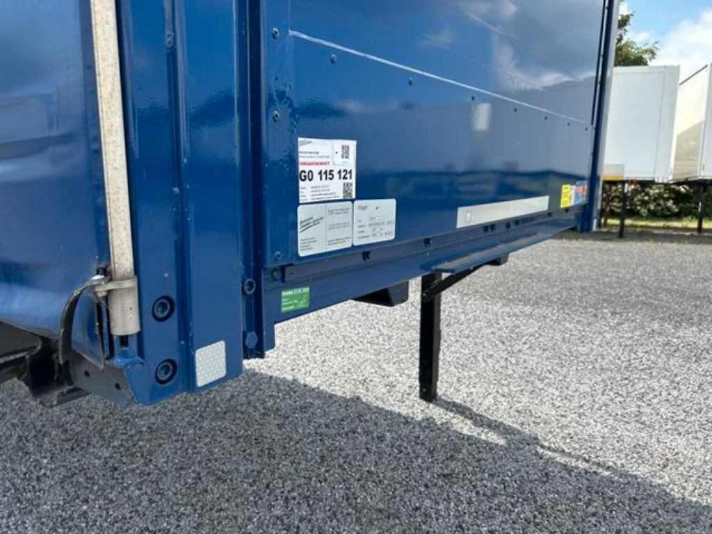 Curtainside swap body Kögel Heck mit Portaltüren: picture 6