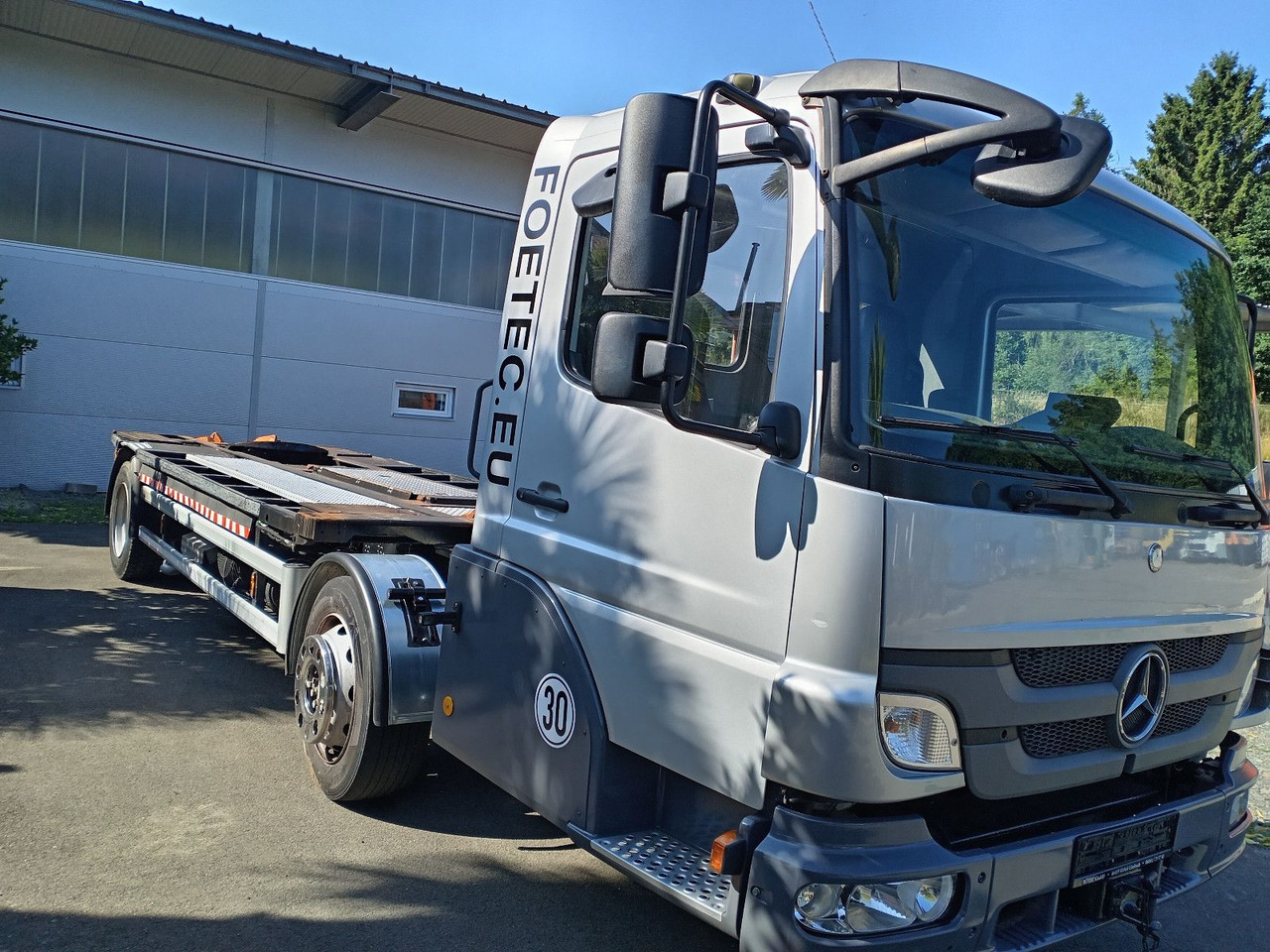 Mercedes-Benz Kamag/ Wiesel/ WBH/KB3708/mit Garantie - Container transporter/ Swap body truck: picture 2 Mercedes-Benz Kamag/ Wiesel/ WBH/KB3708/mit Garantie - Container transporter/ Swap body truck: picture 2