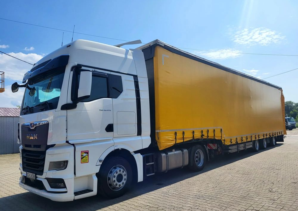 Inny Gerblinger STA - Curtain side truck: picture 2 Inny Gerblinger STA - Curtain side truck: picture 2