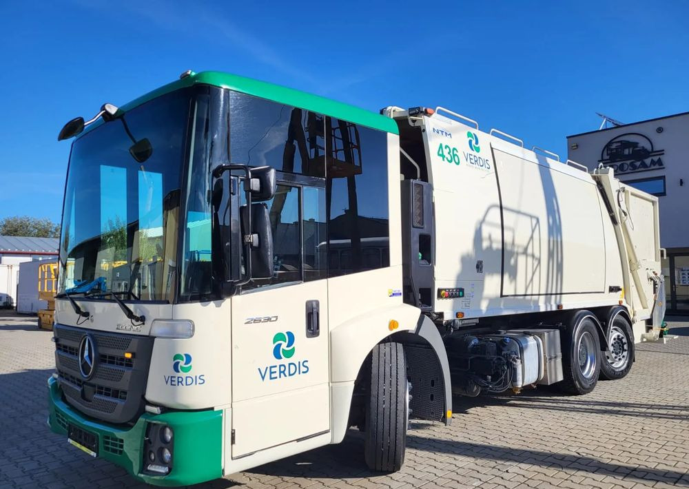 Mercedes-Benz ECONIC 2630 6X2 dwukomorowa - Garbage truck: picture 2 Mercedes-Benz ECONIC 2630 6X2 dwukomorowa - Garbage truck: picture 2
