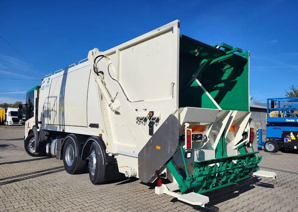 Mercedes-Benz ECONIC 2630 6X2 dwukomorowa - Garbage truck: picture 3 Mercedes-Benz ECONIC 2630 6X2 dwukomorowa - Garbage truck: picture 3