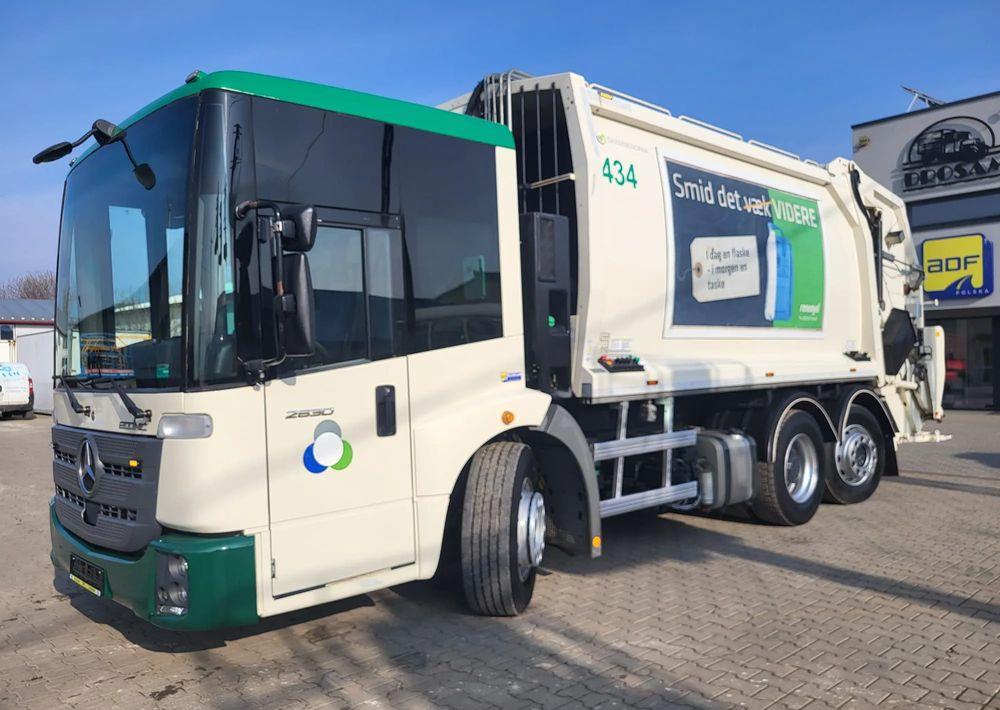 Mercedes-Benz Mercedes-Benz Econic 2630 - Garbage truck: picture 1 Mercedes-Benz Mercedes-Benz Econic 2630 - Garbage truck: picture 1