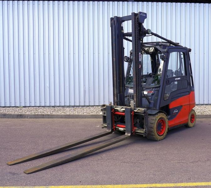Linde E 45/600 H 388 - Electric forklift: picture 1 Linde E 45/600 H 388 - Electric forklift: picture 1