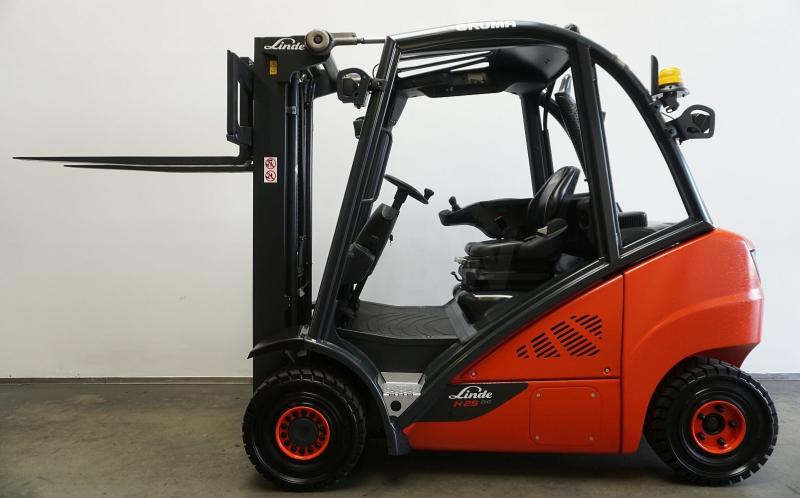 Linde H 25 D EVO 392-02 - Diesel forklift: picture 4 Linde H 25 D EVO 392-02 - Diesel forklift: picture 4