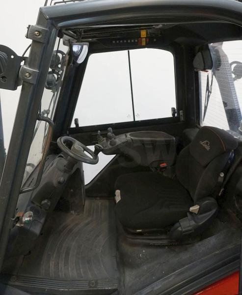 Linde H 25 D EVO 392-02 - Diesel forklift: picture 3 Linde H 25 D EVO 392-02 - Diesel forklift: picture 3