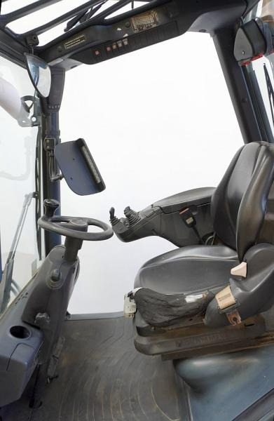 Linde H 25 D EVO 392-02 - Diesel forklift: picture 3 Linde H 25 D EVO 392-02 - Diesel forklift: picture 3