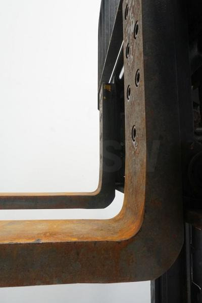 Linde H 35 T EVO 393-02 - LPG forklift: picture 5 Linde H 35 T EVO 393-02 - LPG forklift: picture 5