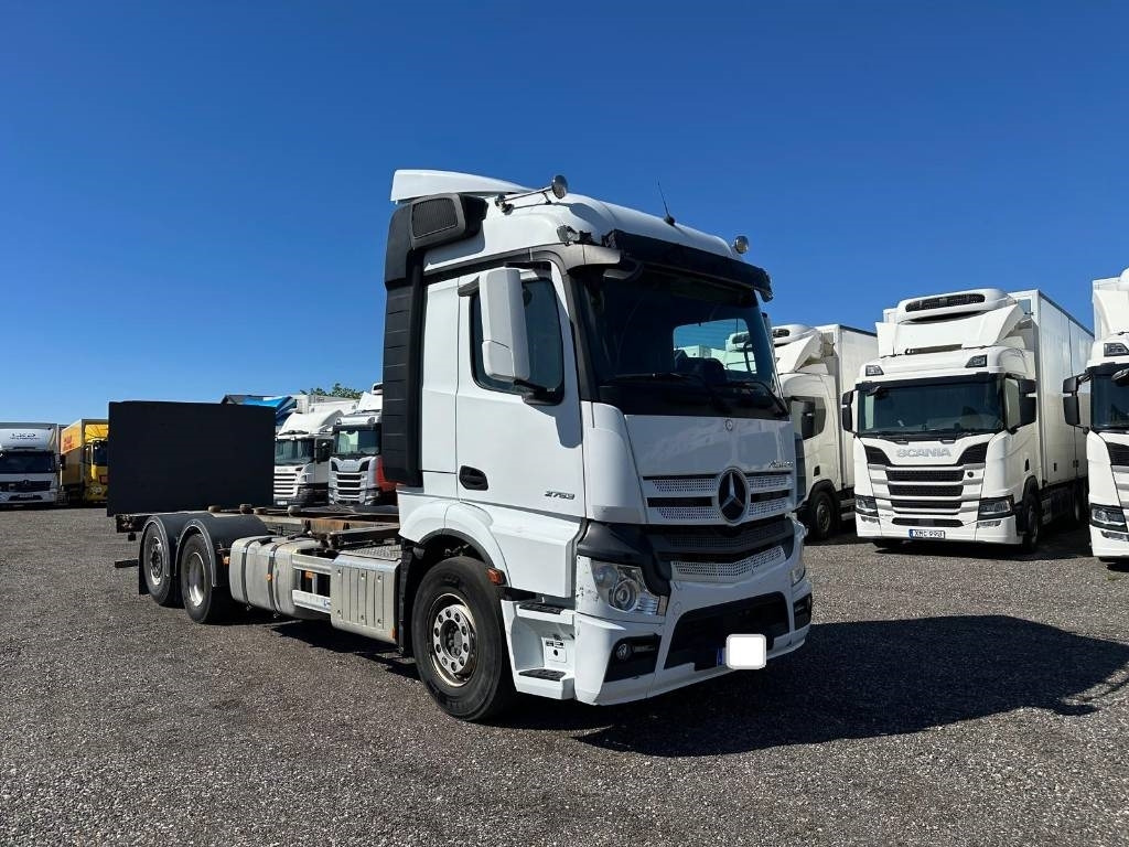 Mercedes-Benz ACTROS 2753 serie 7588 - Container transporter/ Swap body truck: picture 2 Mercedes-Benz ACTROS 2753 serie 7588 - Container transporter/ Swap body truck: picture 2