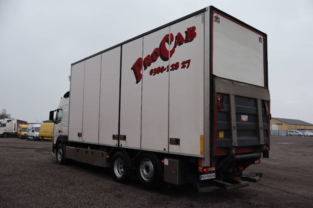 Volvo FM Serie 2595 - Box truck: picture 3 Volvo FM Serie 2595 - Box truck: picture 3