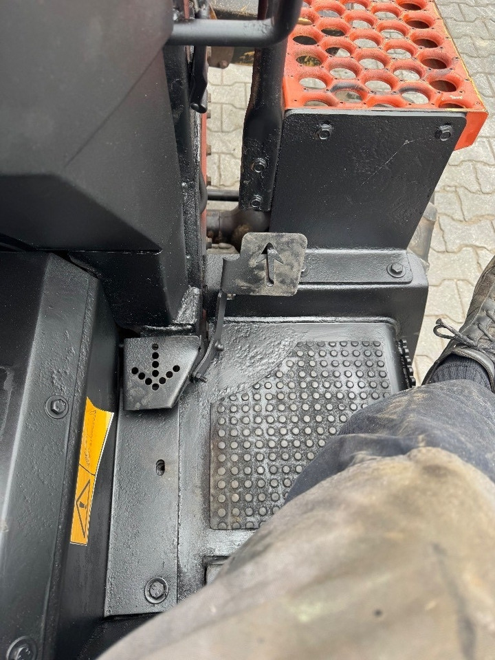 Trencher Ditch Witch RT 40: picture 18 Trencher Ditch Witch RT 40: picture 18