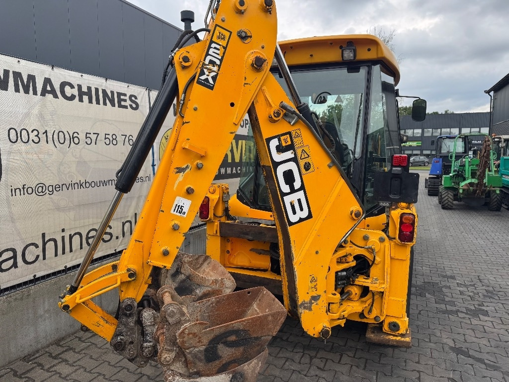 JCB 2 CX - Backhoe loader: picture 2 JCB 2 CX - Backhoe loader: picture 2