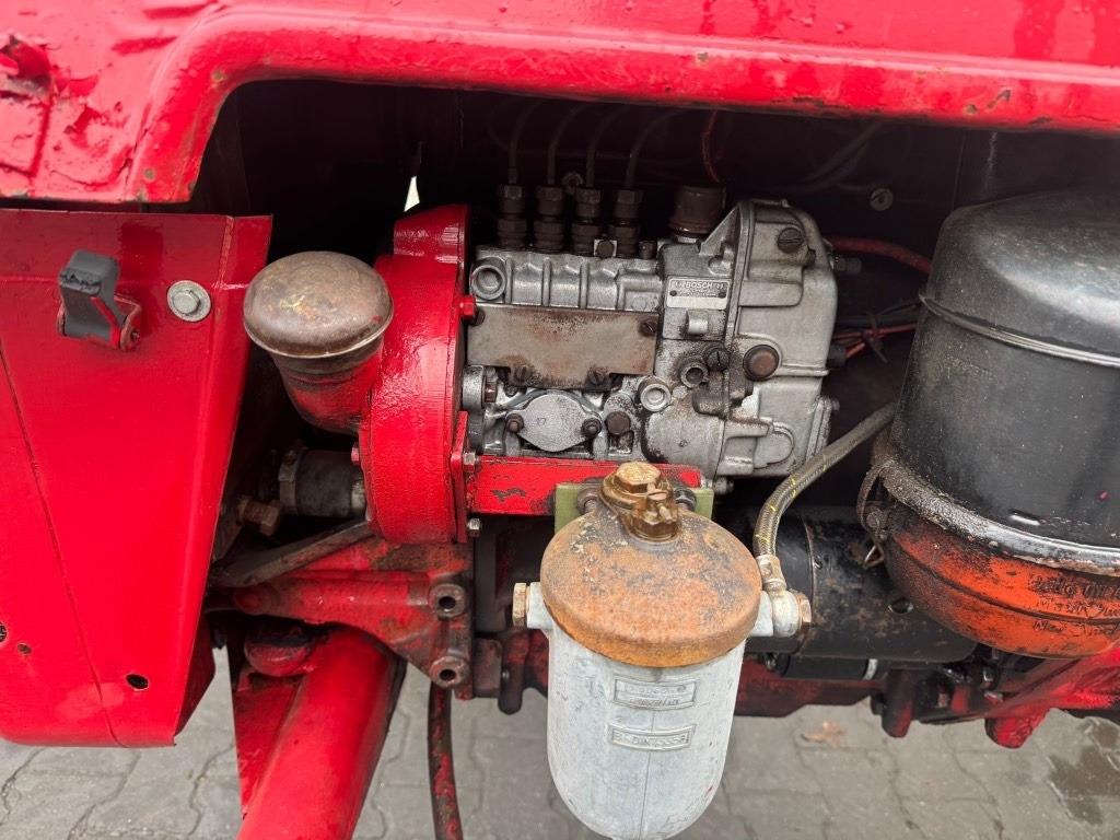 Farm tractor McCormick Oltimer: picture 7 Farm tractor McCormick Oltimer: picture 7