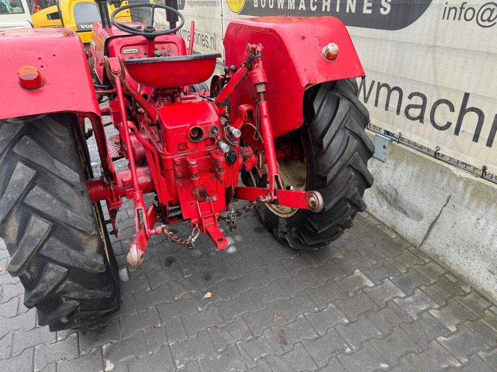 Farm tractor McCormick Oltimer: picture 6 Farm tractor McCormick Oltimer: picture 6
