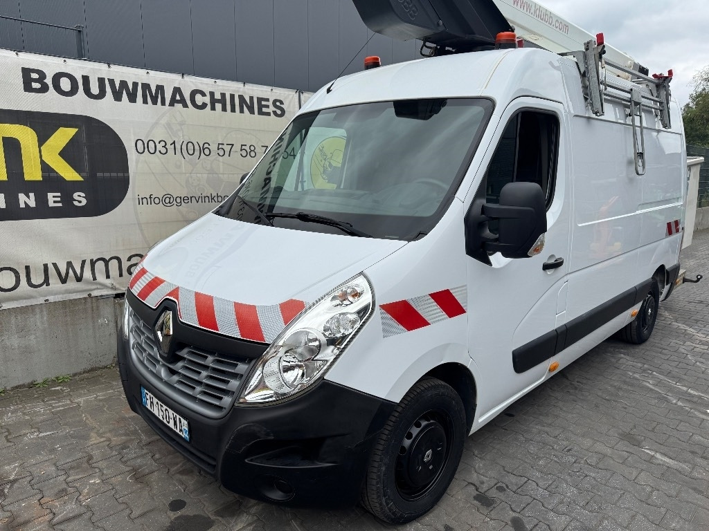 Renault KL 32 - Truck with aerial platform: picture 3 Renault KL 32 - Truck with aerial platform: picture 3