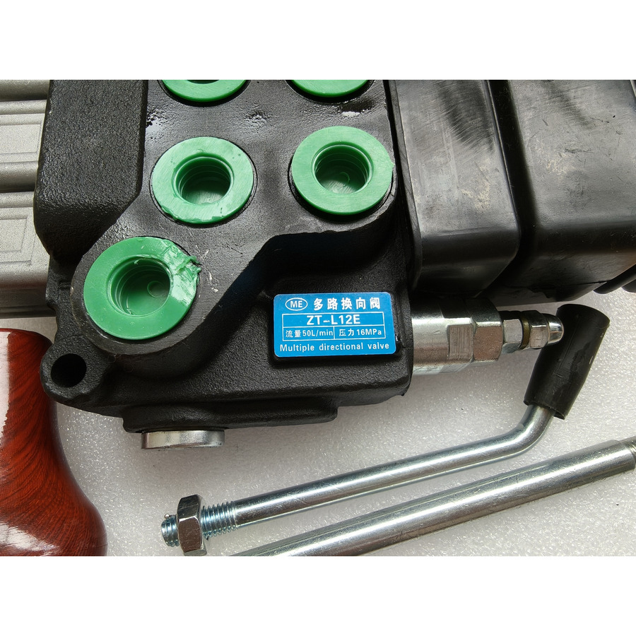 Qingdao Promising 2 Handle 3 Spool Monoblock Hydraulic Directional Control Valve for FLAND FL45 Loader - Spare parts for Wheel loader: picture 2 Qingdao Promising 2 Handle 3 Spool Monoblock Hydraulic Directional Control Valve for FLAND FL45 Loader - Spare parts for Wheel loader: picture 2