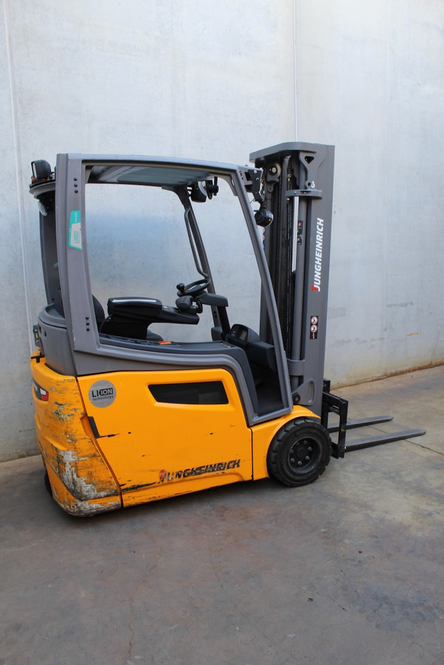 Jungheinrich EFG 218k 480 DZ LI-ION - Electric forklift: picture 2 Jungheinrich EFG 218k 480 DZ LI-ION - Electric forklift: picture 2