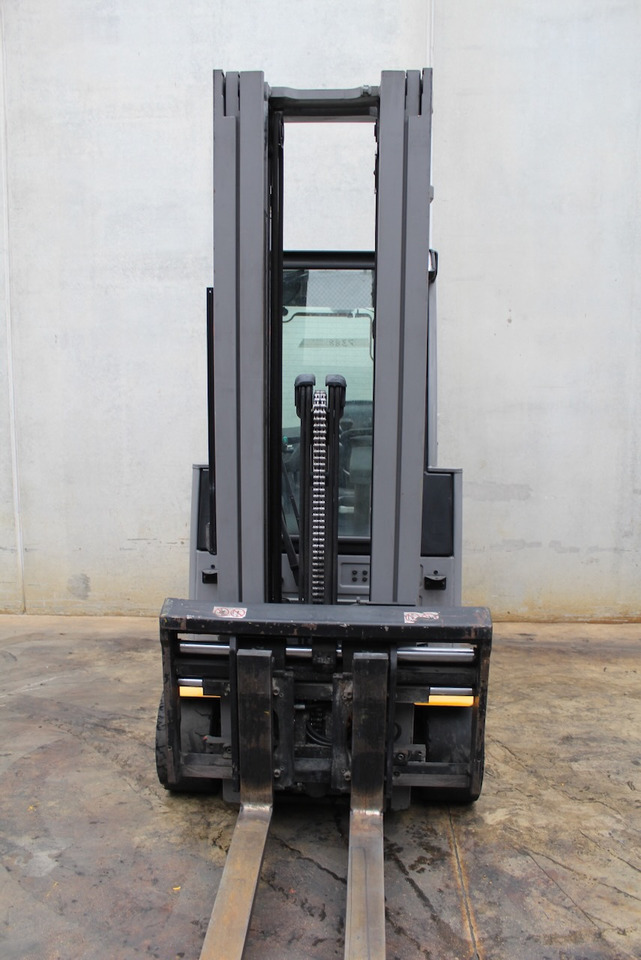 Jungheinrich EFG 320 545 DZ - Electric forklift: picture 5 Jungheinrich EFG 320 545 DZ - Electric forklift: picture 5