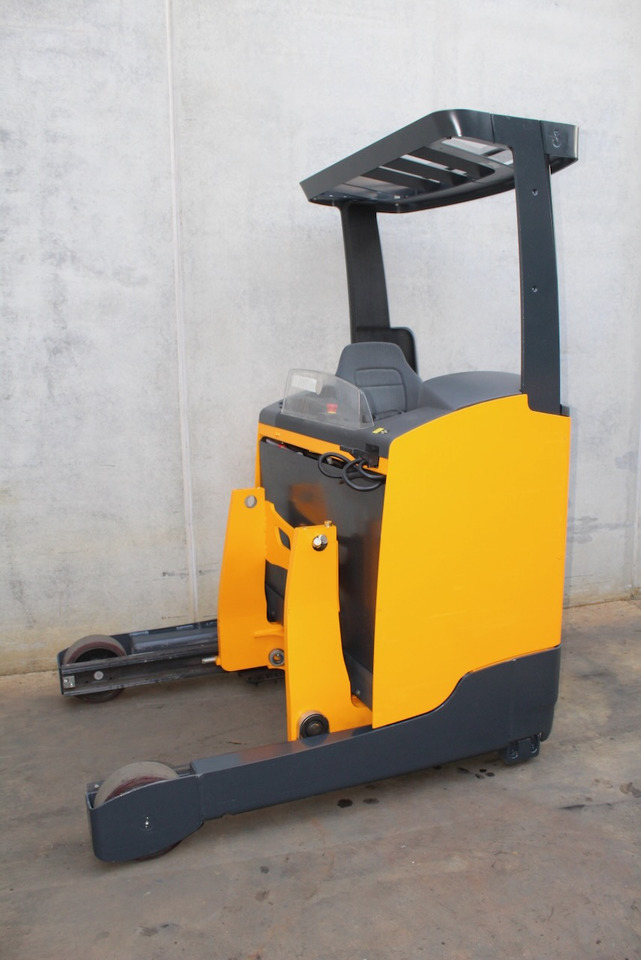 Jungheinrich ETV 214 902 DZ - Reach truck: picture 3 Jungheinrich ETV 214 902 DZ - Reach truck: picture 3