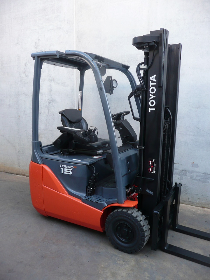 Electric forklift Toyota 8FBE15T: picture 1