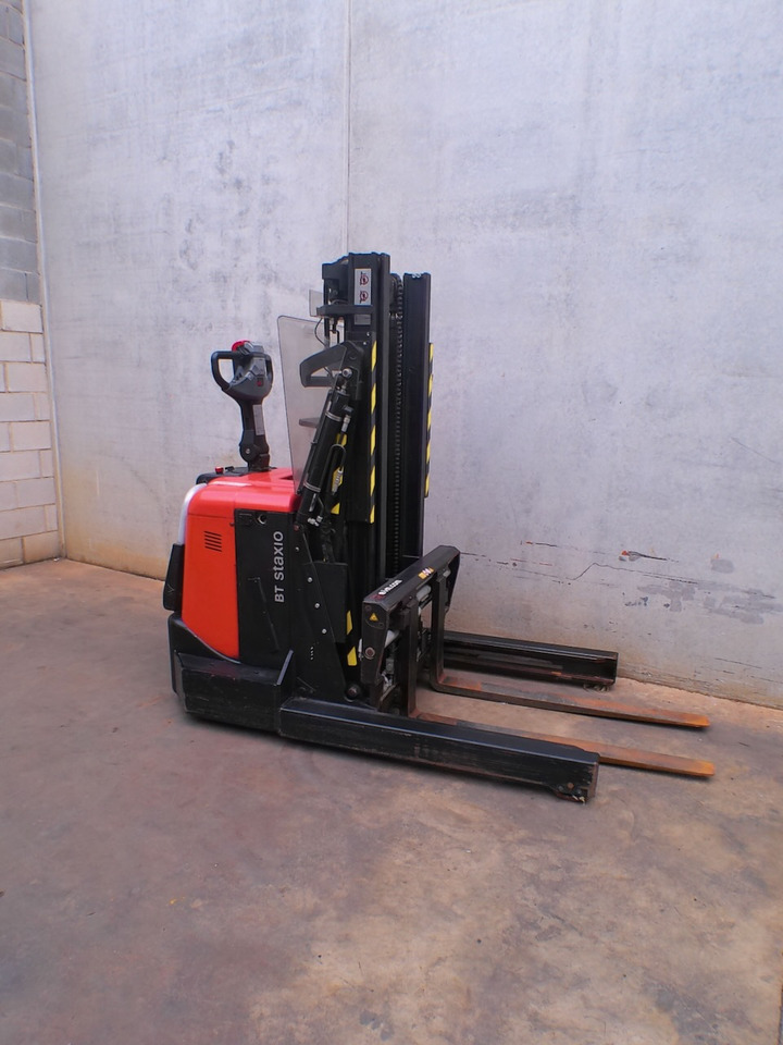 Toyota SPE 120 XR - Stacker: picture 4 Toyota SPE 120 XR - Stacker: picture 4
