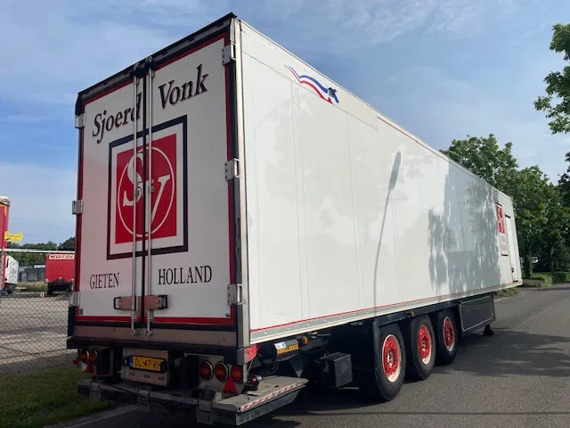 Schmitz Cargobull Frigo Thermoking SLX MOT 02-2026 - Isothermal semi-trailer: picture 4 Schmitz Cargobull Frigo Thermoking SLX MOT 02-2026 - Isothermal semi-trailer: picture 4