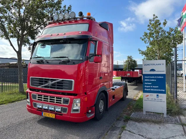 Volvo FH 12 480 Globe XL Euro 5 7B chassis tyres new - Tractor truck: picture 3 Volvo FH 12 480 Globe XL Euro 5 7B chassis tyres new - Tractor truck: picture 3