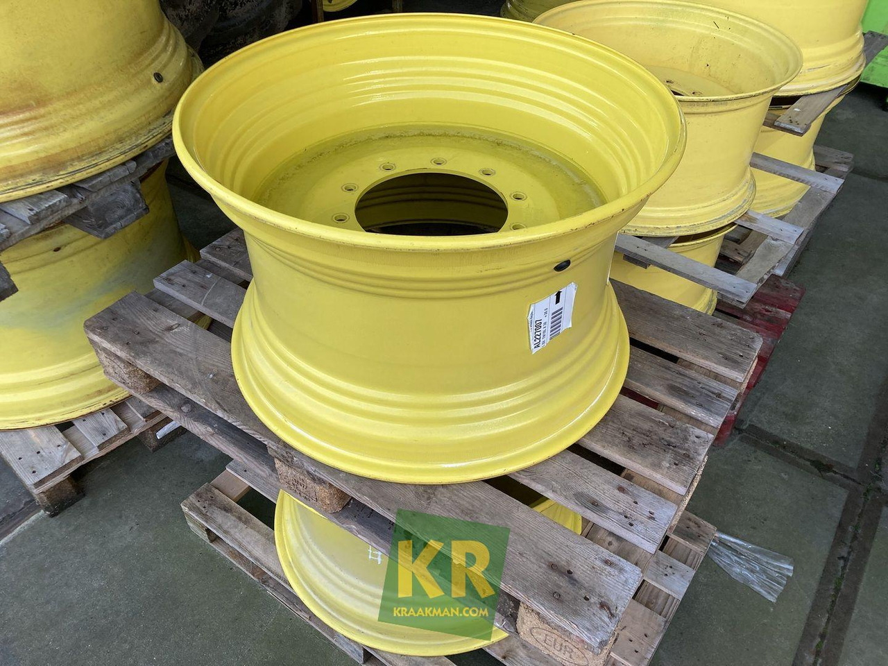 18 X 30 velg John Deere - Wheel and tire package for Agricultural machinery: picture 1 18 X 30 velg John Deere - Wheel and tire package for Agricultural machinery: picture 1