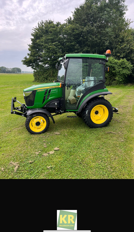 2032R John Deere - Compact tractor: picture 1 2032R John Deere - Compact tractor: picture 1