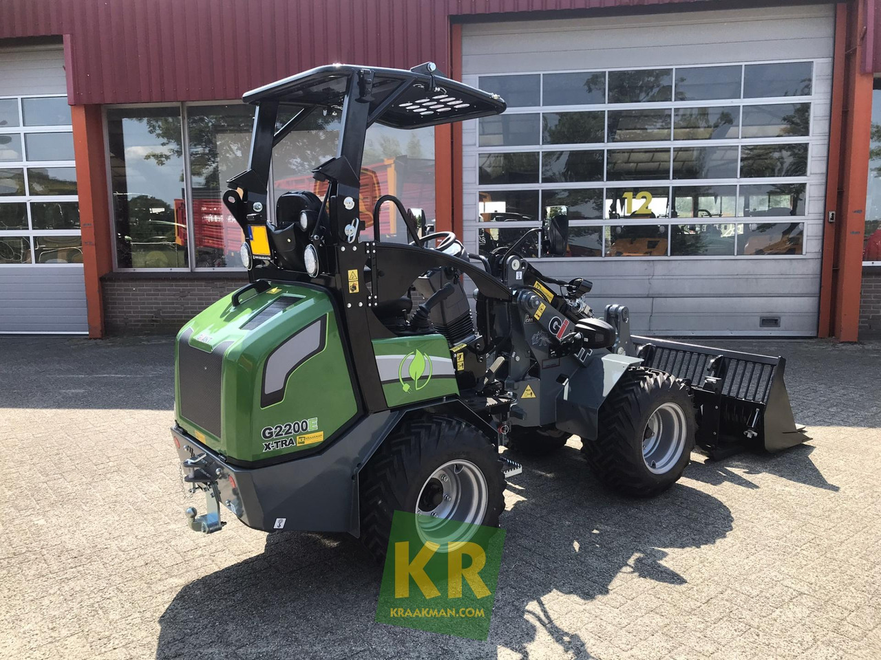 G2200E Giant - Compact loader: picture 3 G2200E Giant - Compact loader: picture 3