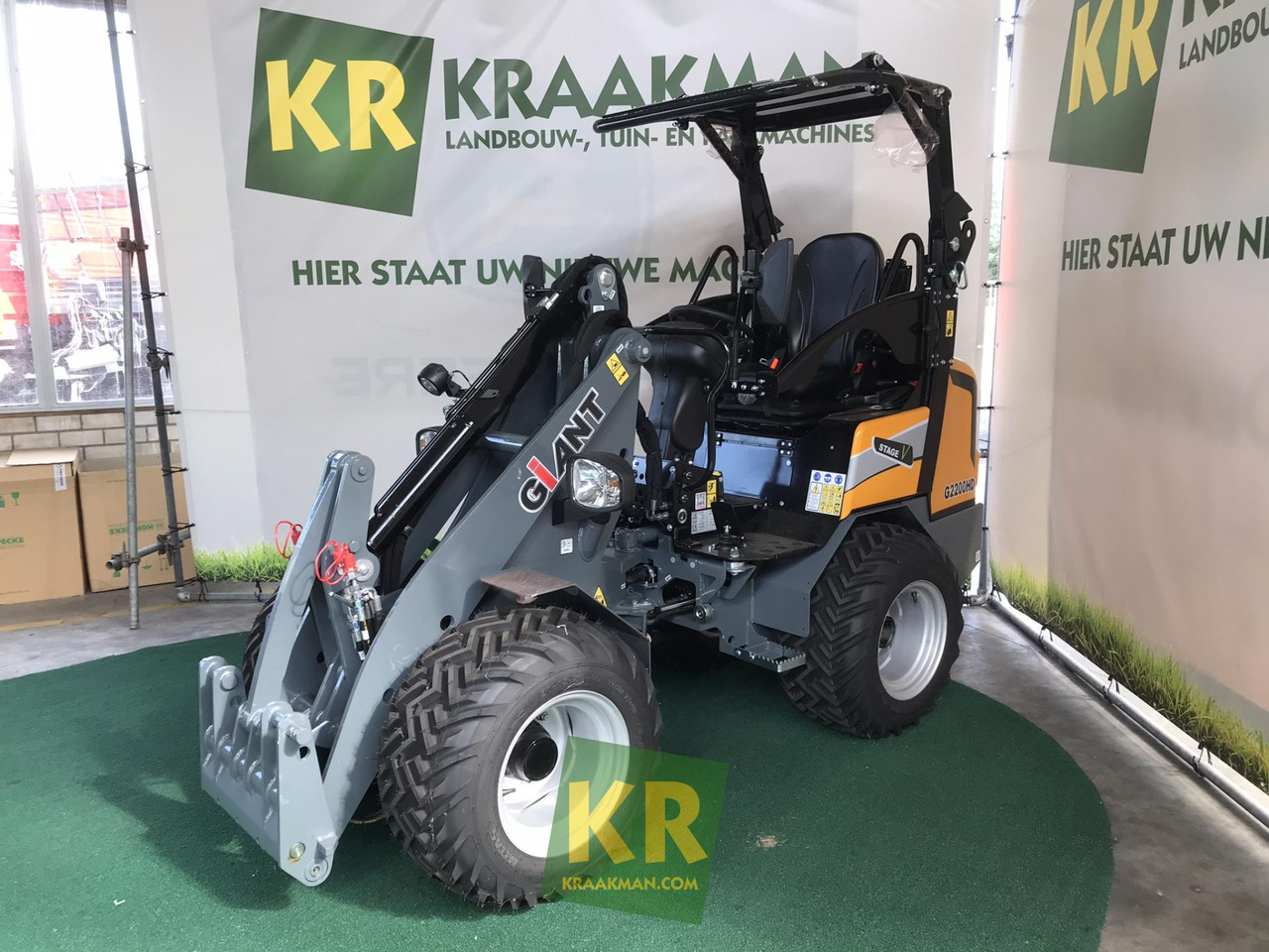 Giant G2200 - Compact loader: picture 1 Giant G2200 - Compact loader: picture 1