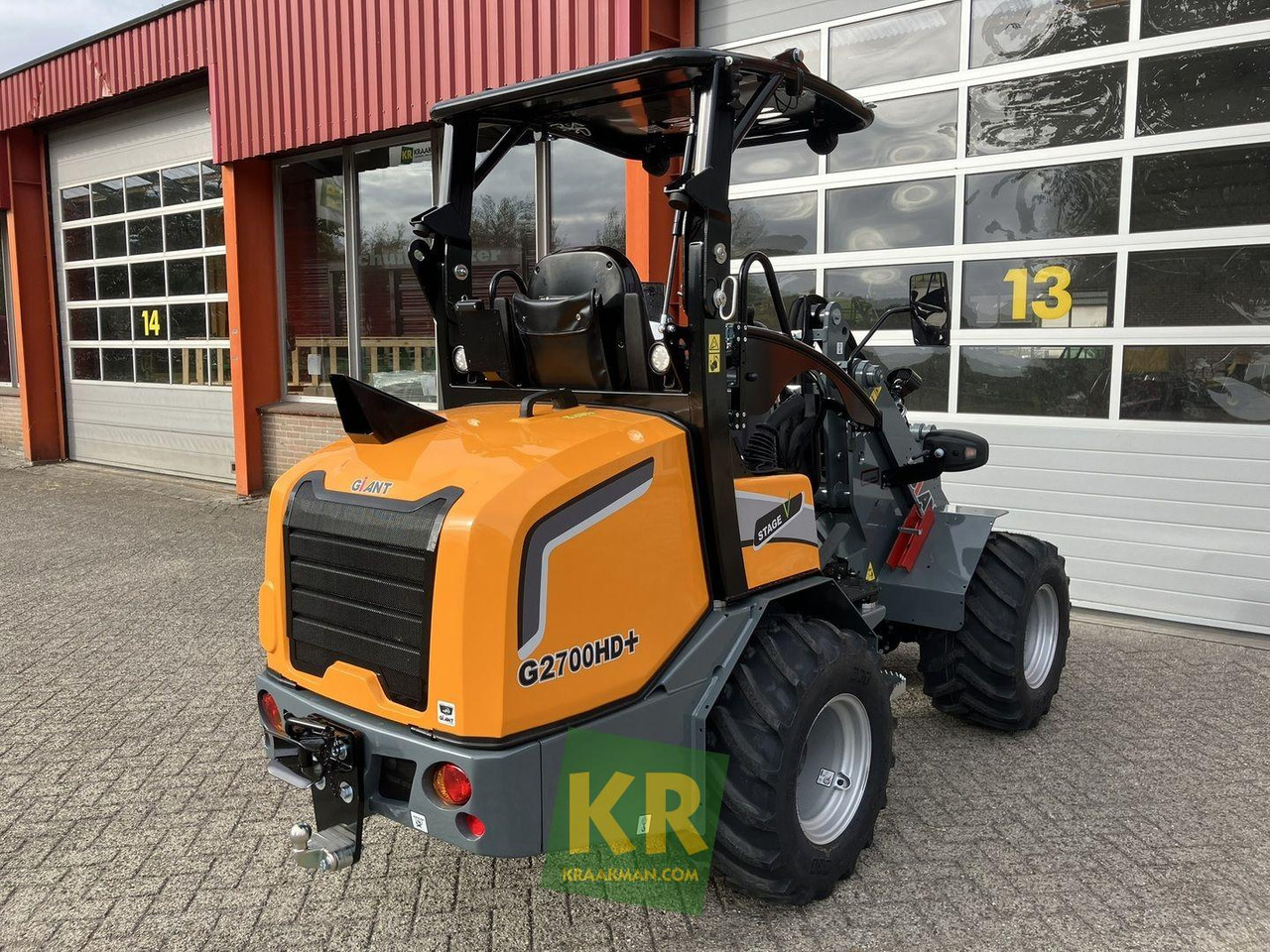 Giant G2700 HD+ - Compact loader: picture 4 Giant G2700 HD+ - Compact loader: picture 4