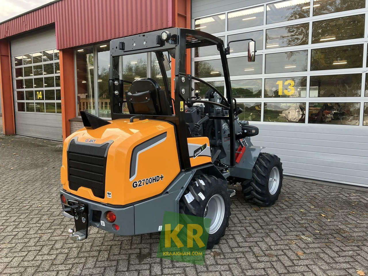 Giant G2700 HD+ - Compact loader: picture 4 Giant G2700 HD+ - Compact loader: picture 4