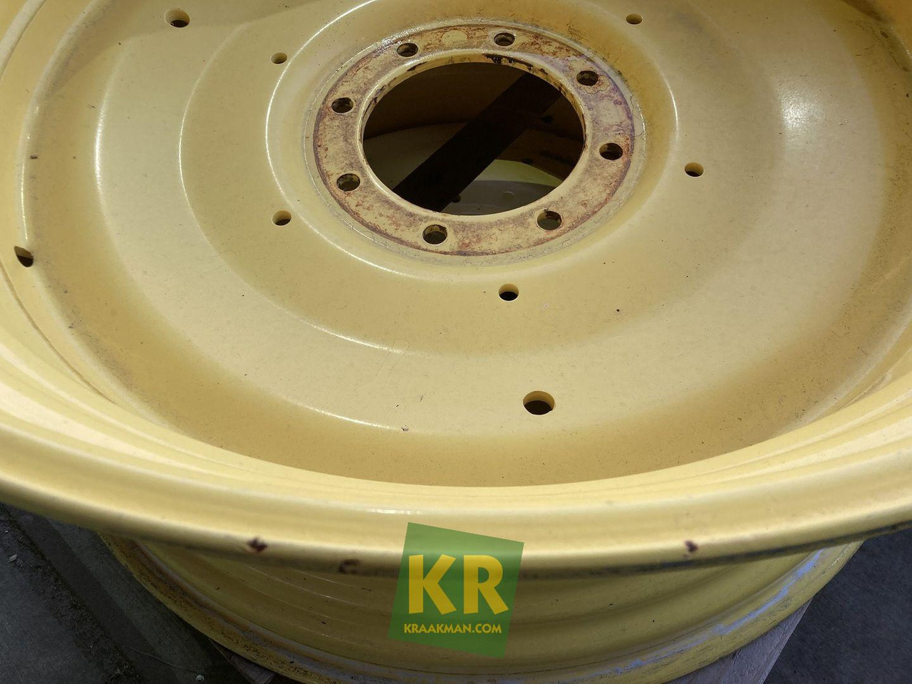 John Deere 18 X 38 velg - Wheel and tire package for Agricultural machinery: picture 2 John Deere 18 X 38 velg - Wheel and tire package for Agricultural machinery: picture 2