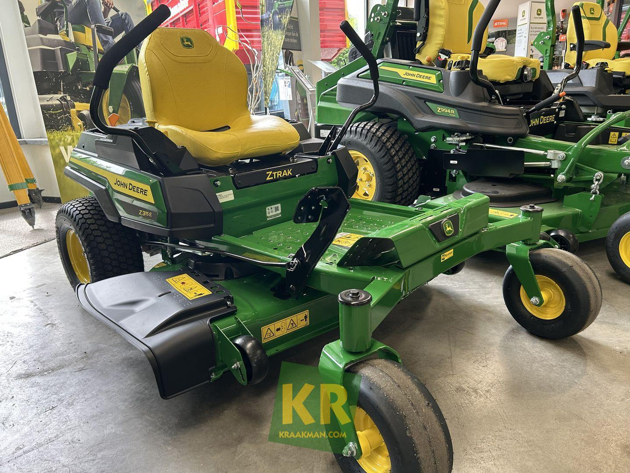 John Deere Z315E Zeroturn maaier - Garden mower: picture 4 John Deere Z315E Zeroturn maaier - Garden mower: picture 4